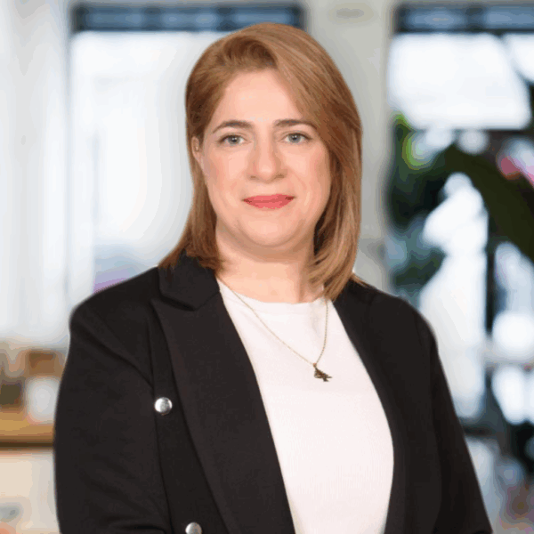 أحد أعضاء فريق النخبة